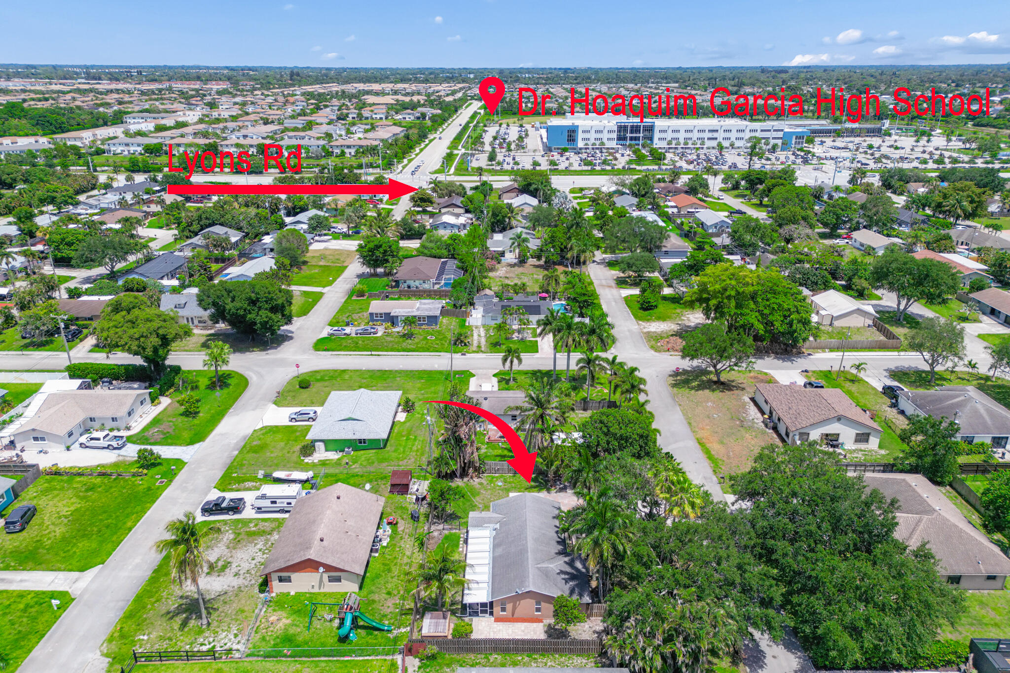 TROPICAL COUNTRY ESTATES - Residential