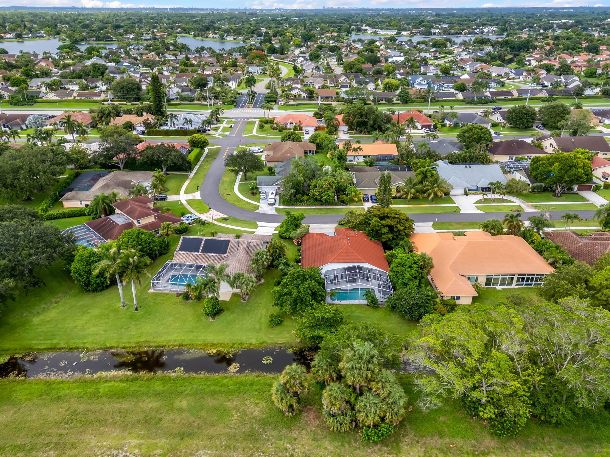 1732 Farmington Circle