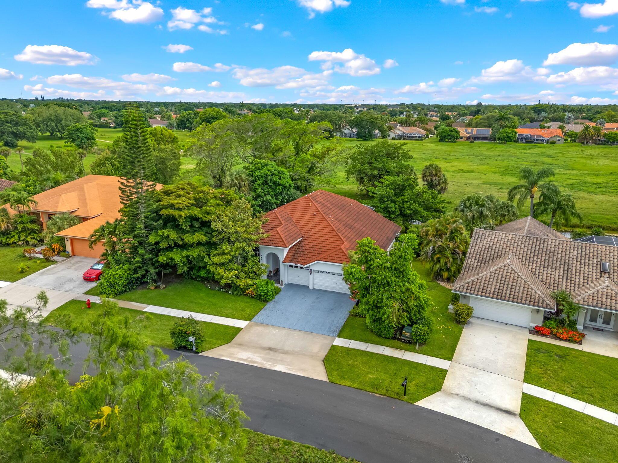 1732 Farmington Circle
