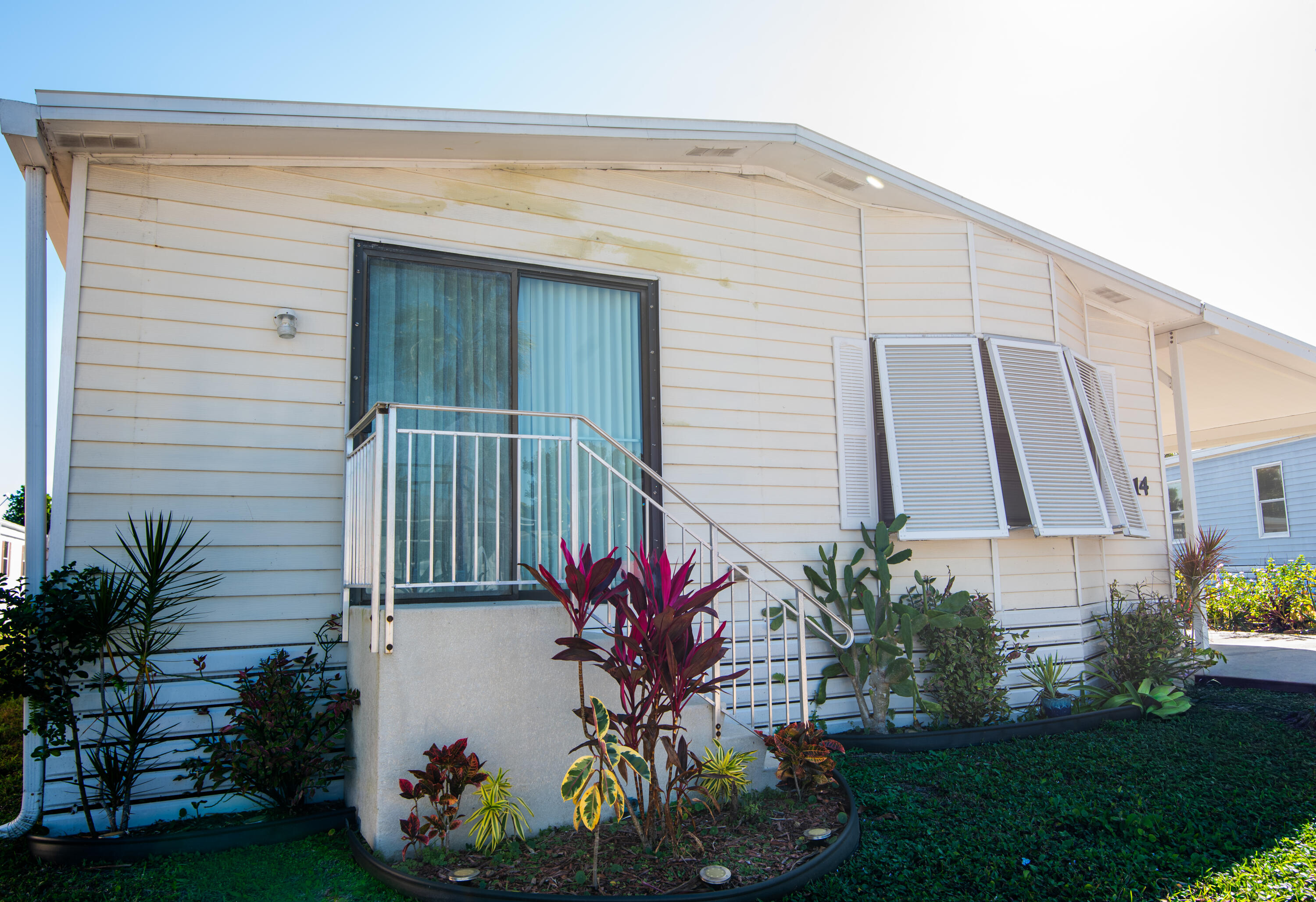 Spanish Lakes - Residential Lease