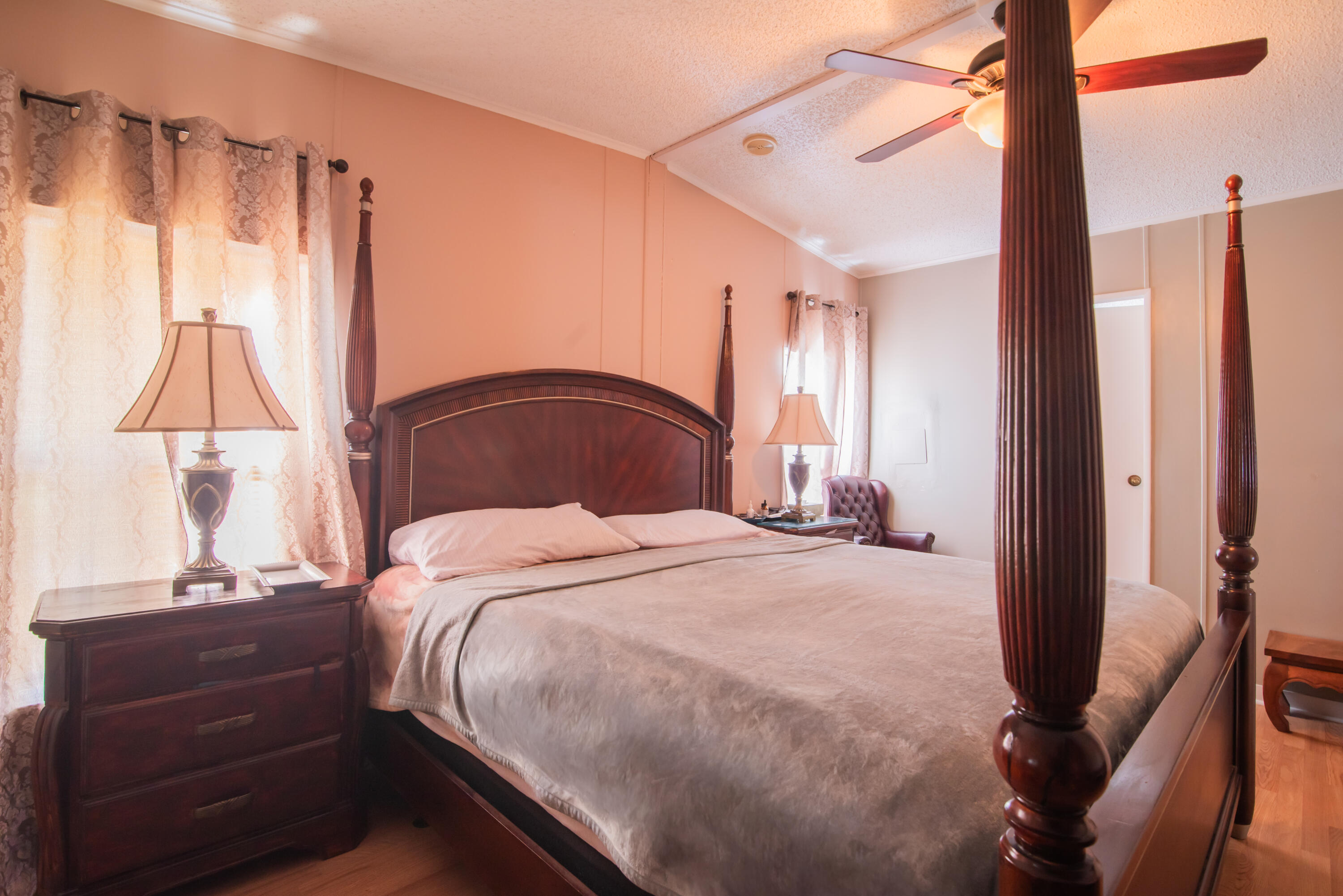 Spanish Lakes - Residential Lease