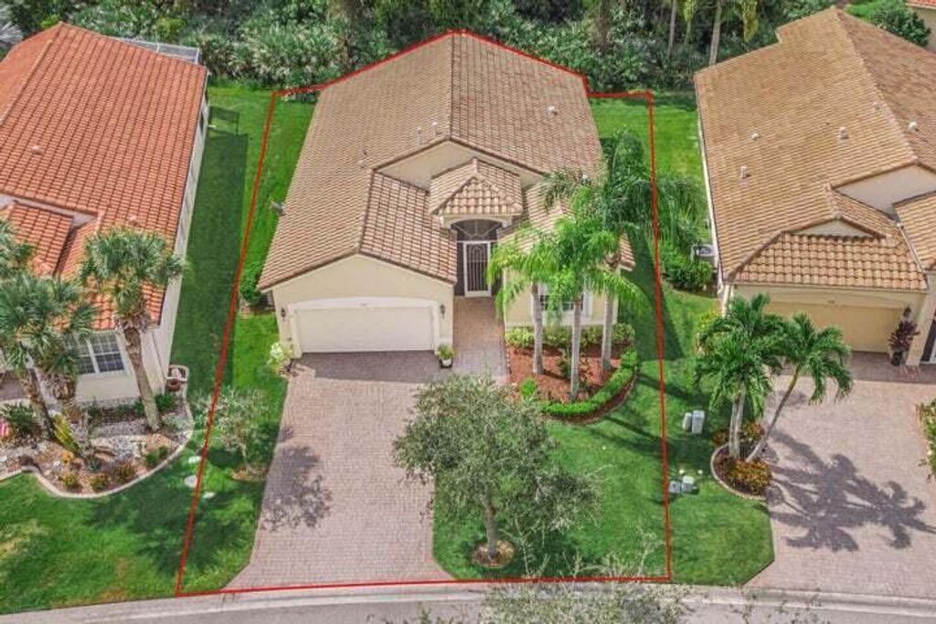 Photo of 366 NW Toscane Trail, Port Saint Lucie, FL 34986 (MLS # R10988273)