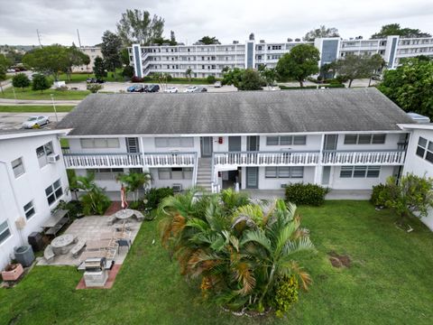 Tiny photo for 270 Farnham L #270, Deerfield Beach, FL 33442 (MLS # R11148047)