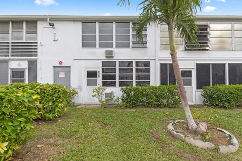 Tiny photo for 270 Farnham L #270, Deerfield Beach, FL 33442 (MLS # R11148047)