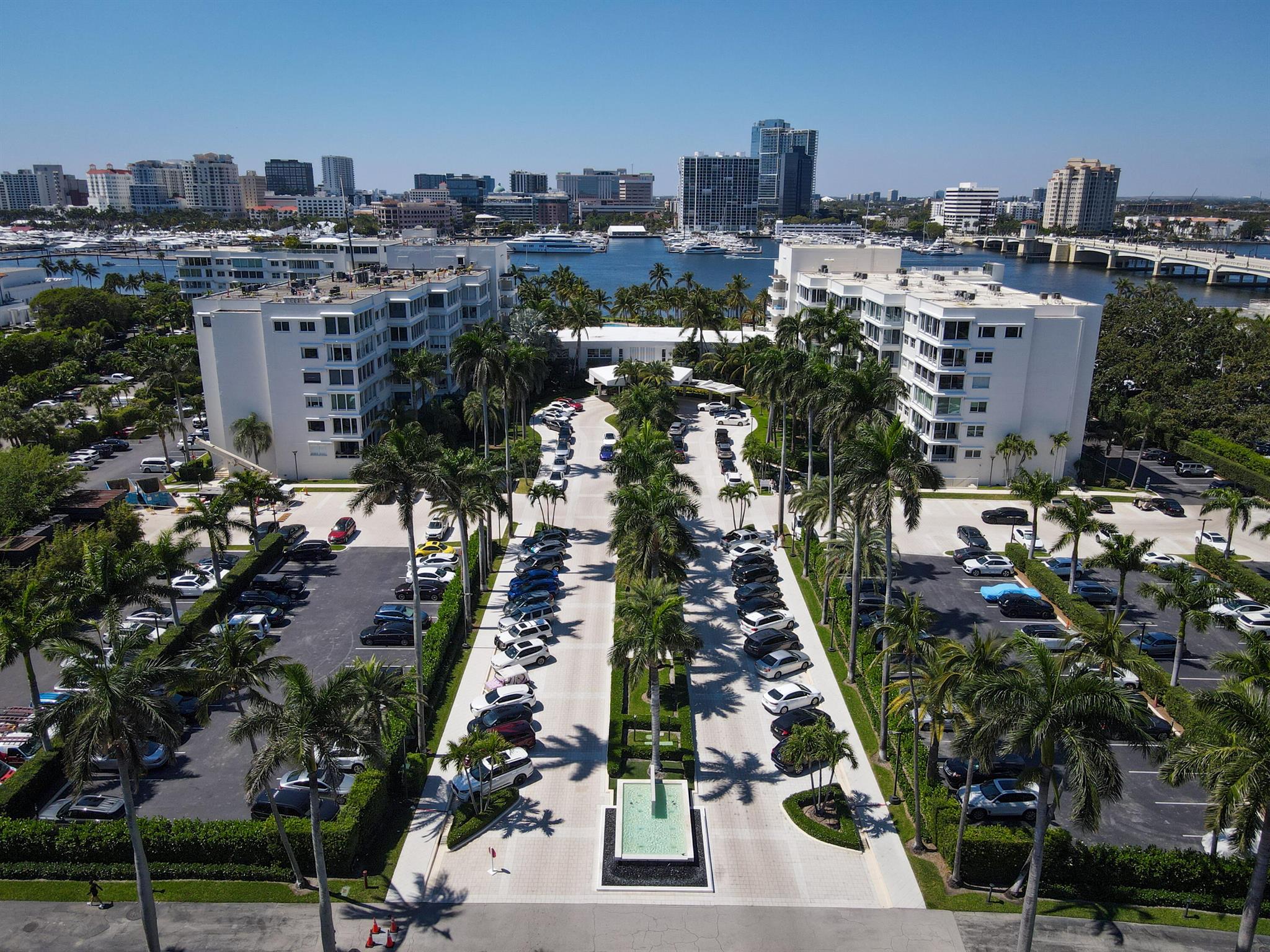 Palm Beach Towers - Residential