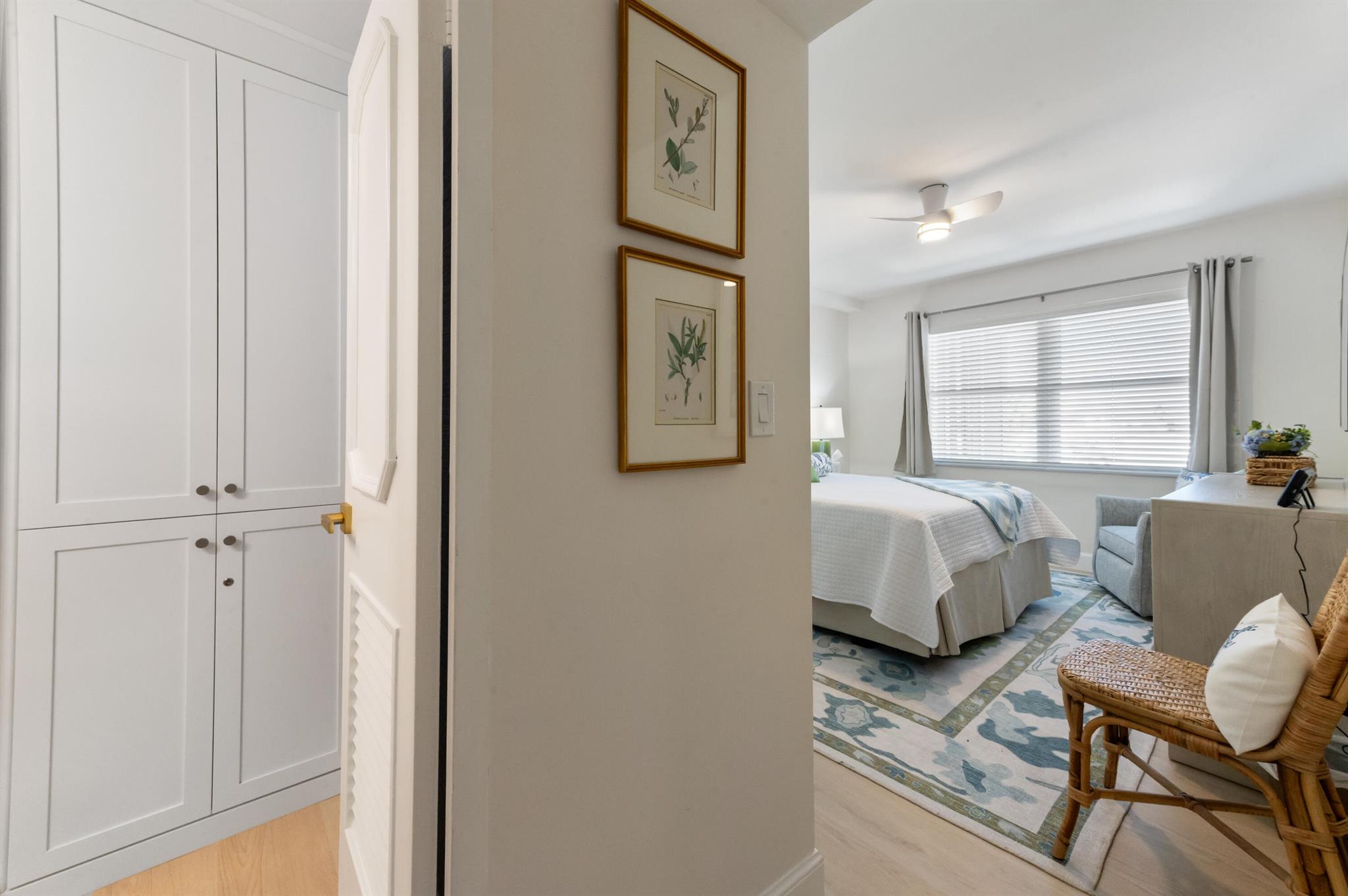 Palm Beach Towers - Residential