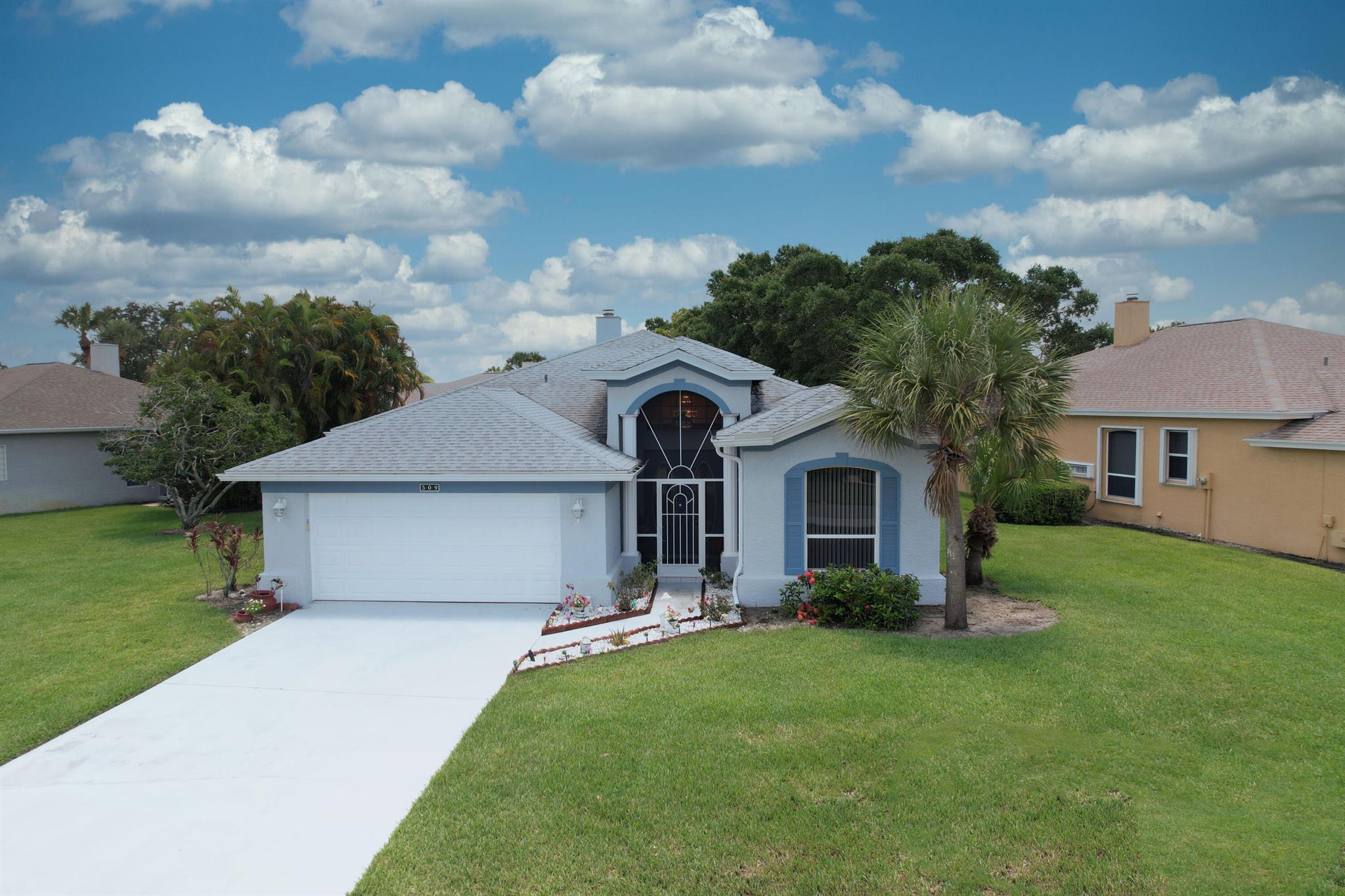 509 NW Lambrusco Drive