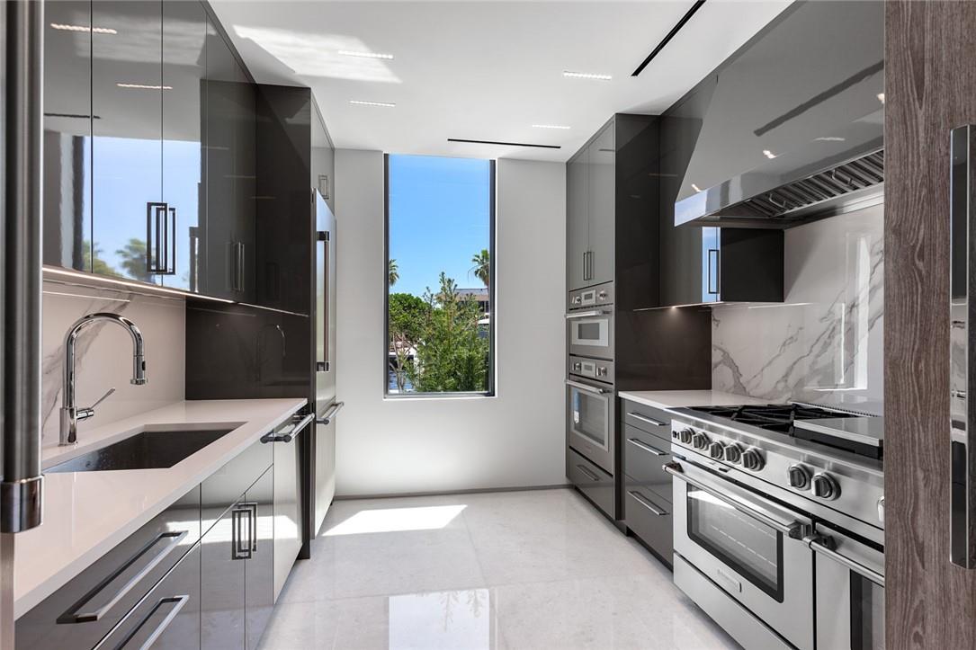 Gould Island 15-62 B - Residential