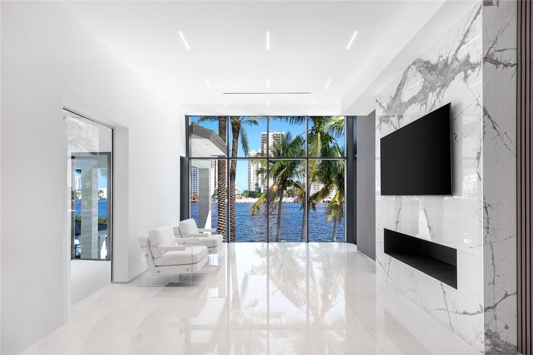 Gould Island 15-62 B - Residential