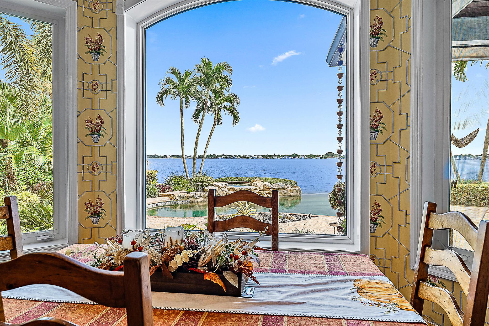 Tequesta Country Club - Residential