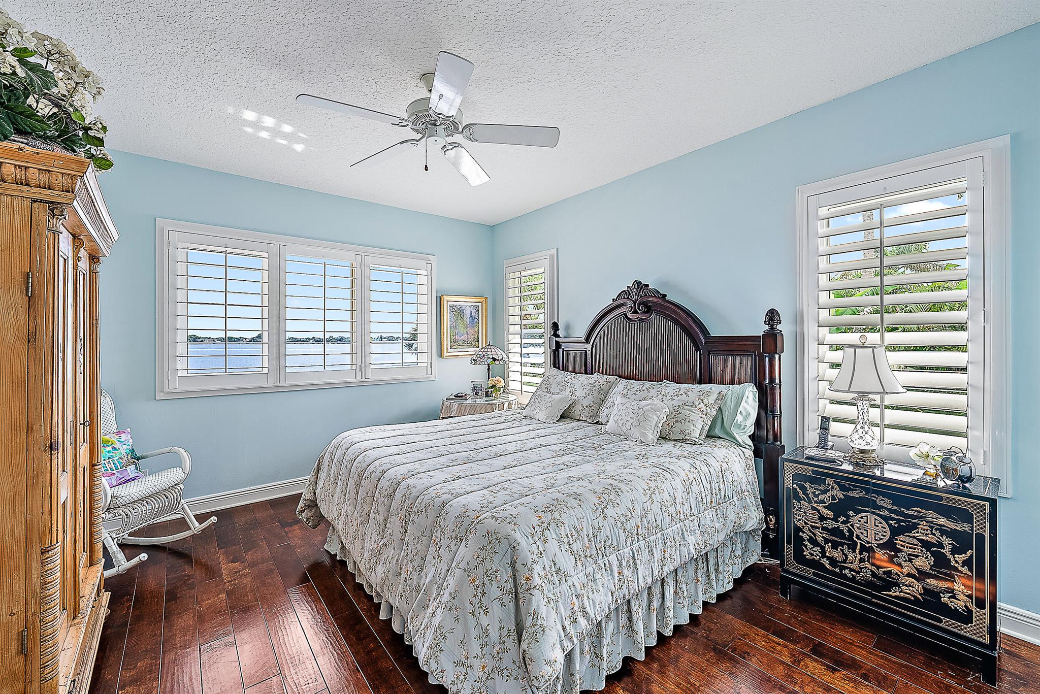 Tequesta Country Club - Residential