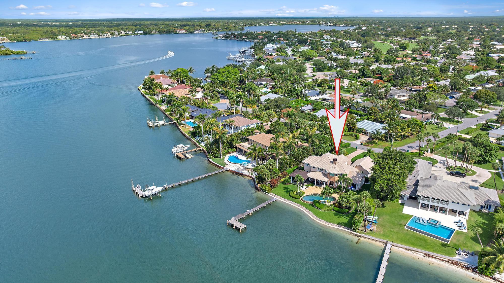 Tequesta Country Club - Residential