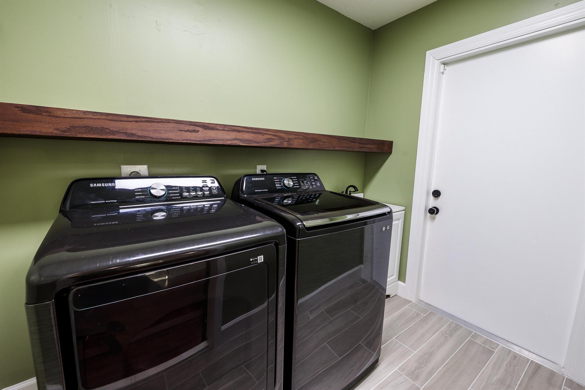 PORT ST LUCIE SECTION 10 - Residential Lease