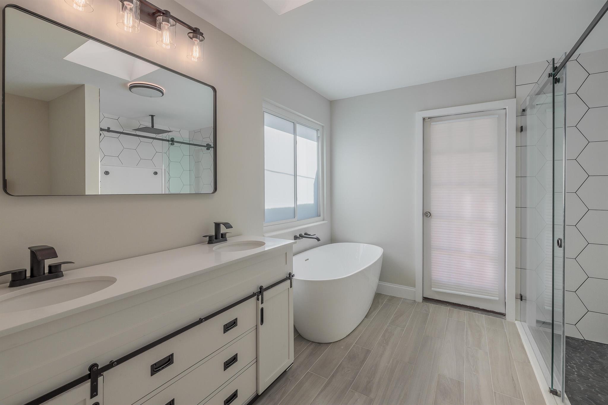 PORT ST LUCIE SECTION 10 - Residential Lease