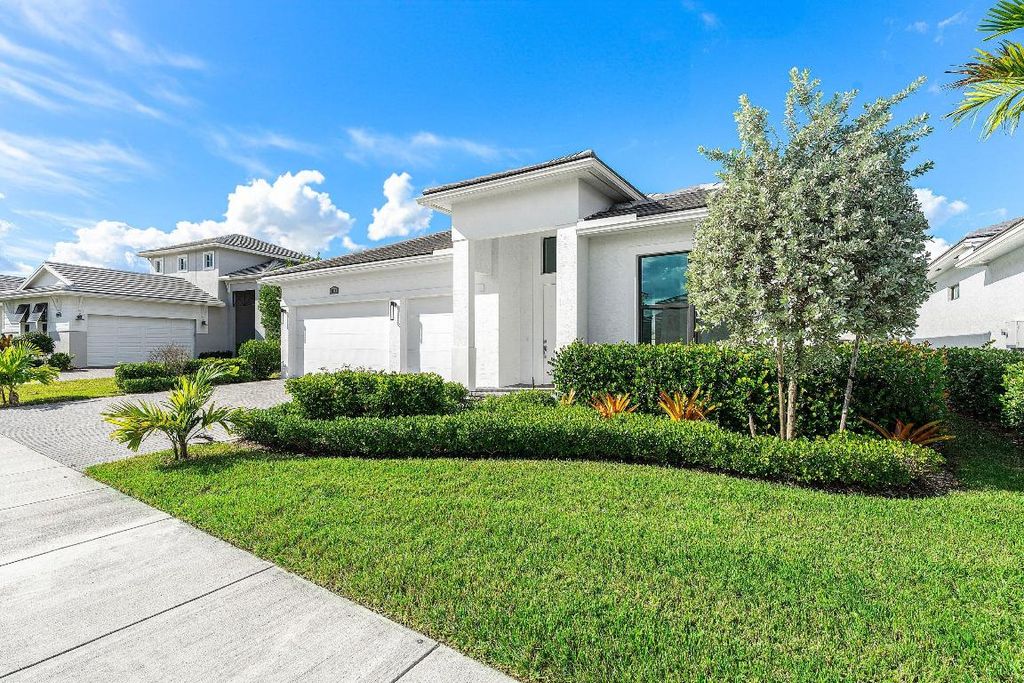 Photo of 9214 SW Esule Way, Port Saint Lucie, FL 34987 (MLS # R11148648)