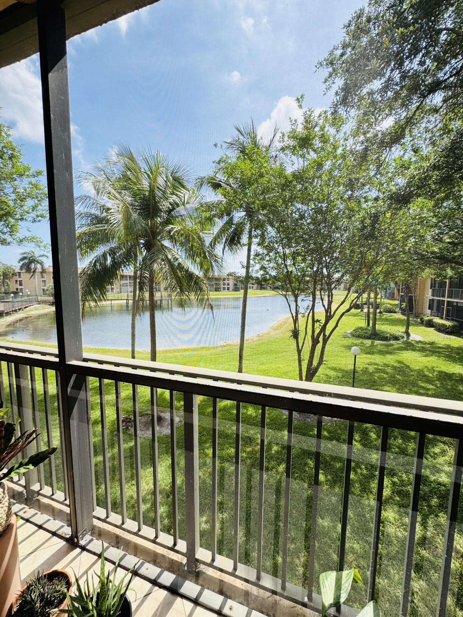 CORAL GATE XII CONDO - Residential