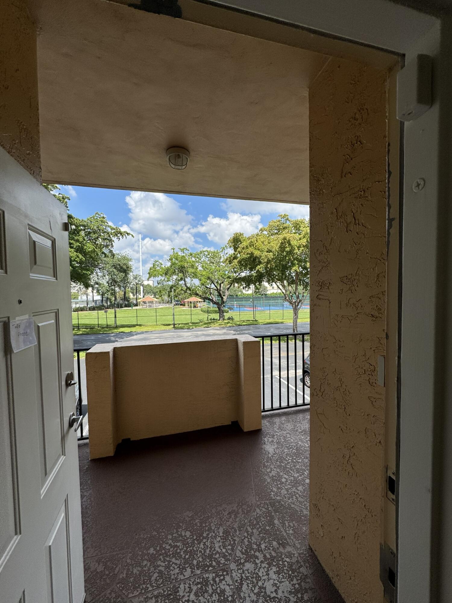 CORAL GATE XII CONDO - Residential