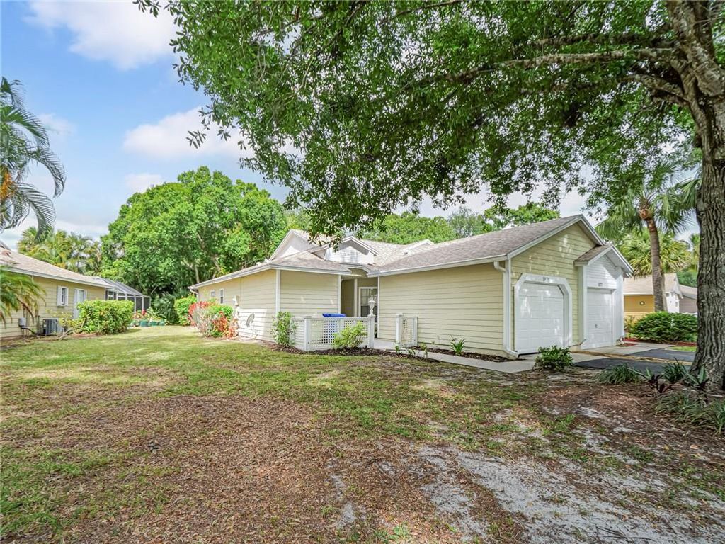 Photo of 1875 Sixty Oaks Lane, Vero Beach, FL 32966 (MLS # R11151726)