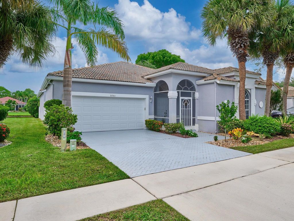 Photo of 9785 Arbor View Drive S, Boynton Beach, FL 33437 (MLS # R11103305)