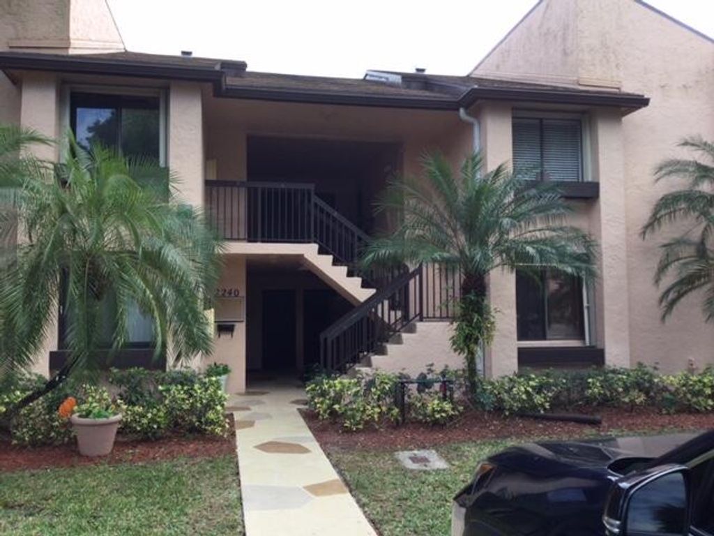 Photo of 2240 SW 92nd Terrace #2403, Davie, FL 33324 (MLS # B26034723)