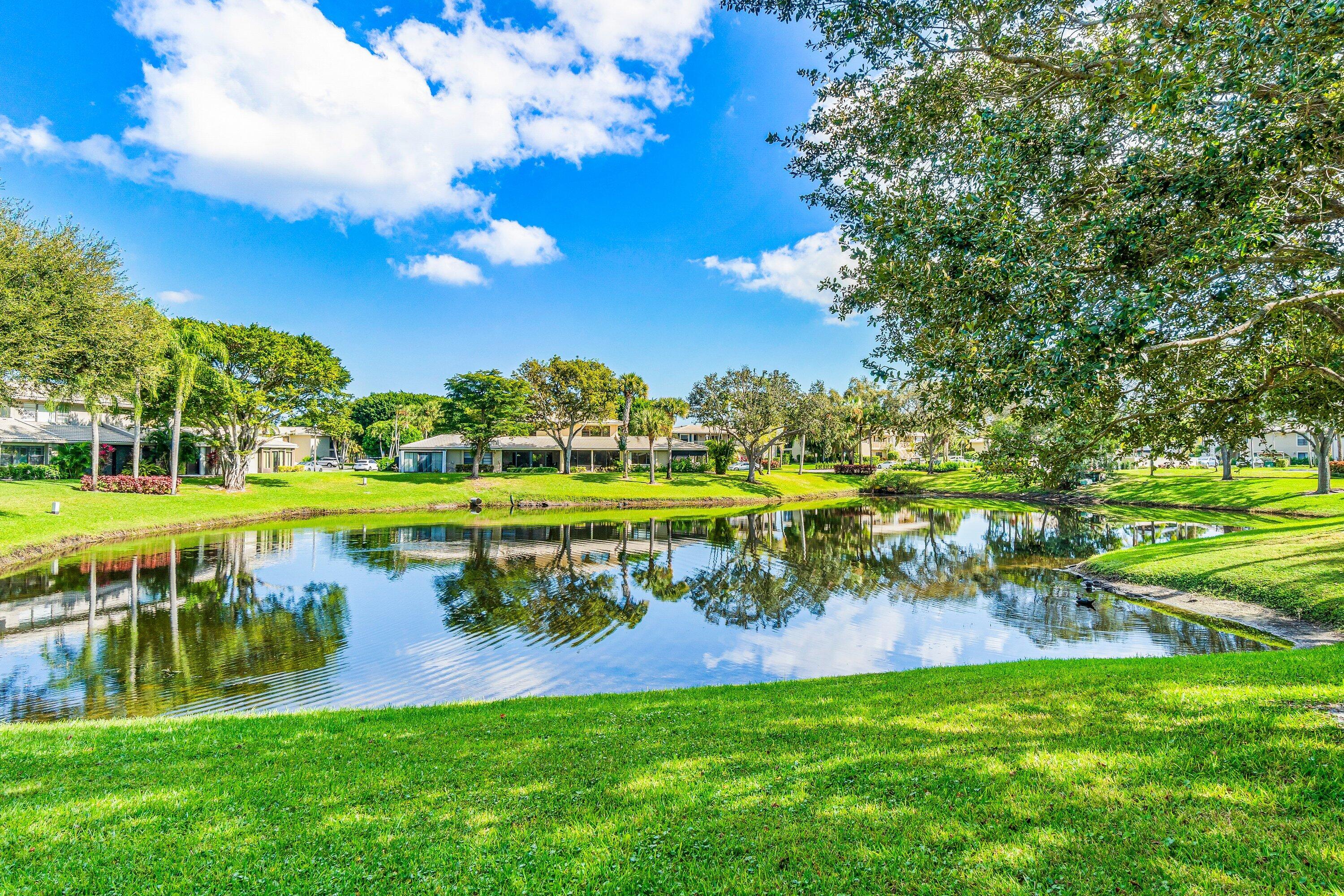 STRATFORD AT HUNTERS RUN CONDO - Residential