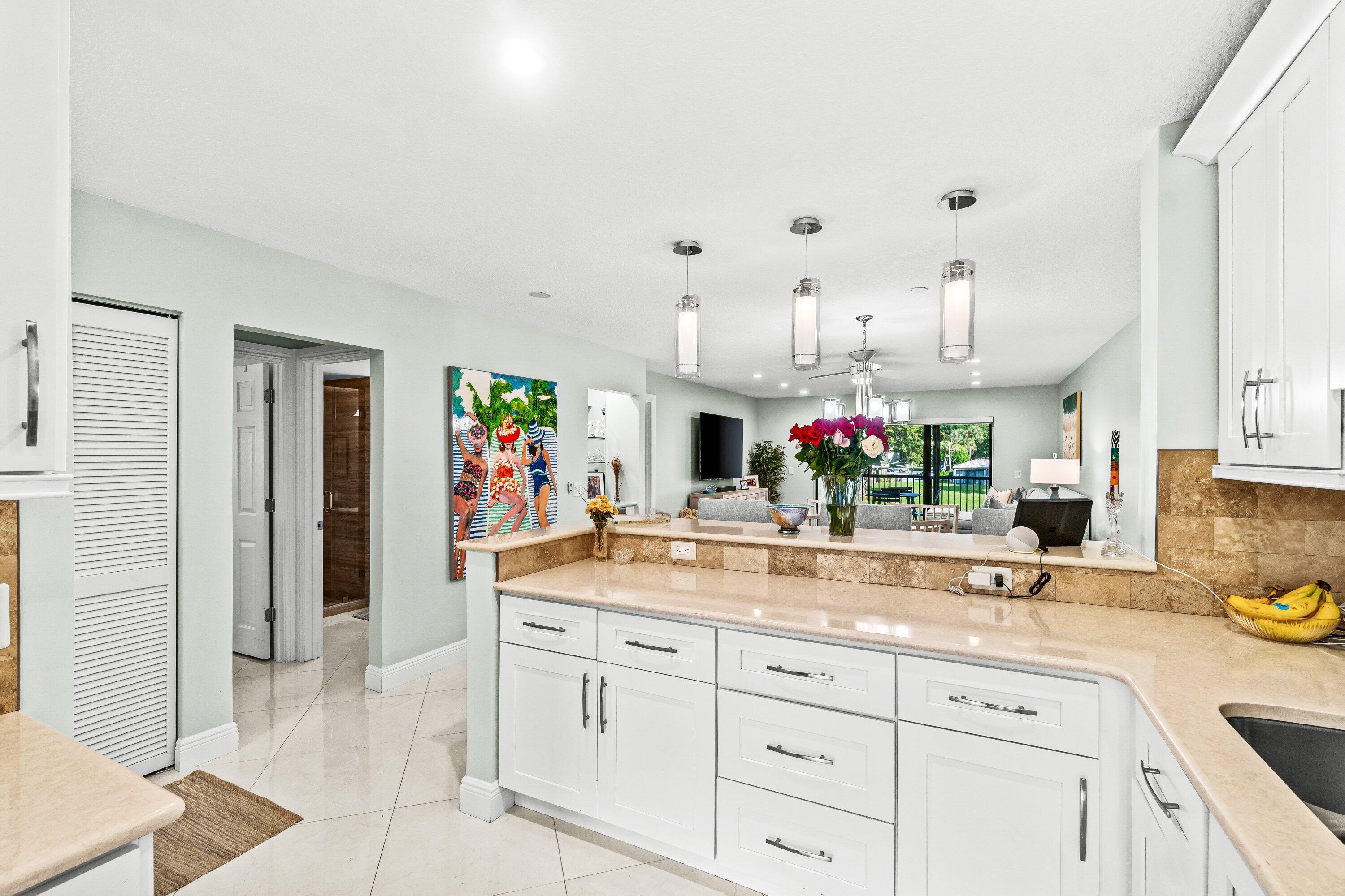 STRATFORD AT HUNTERS RUN CONDO - Residential