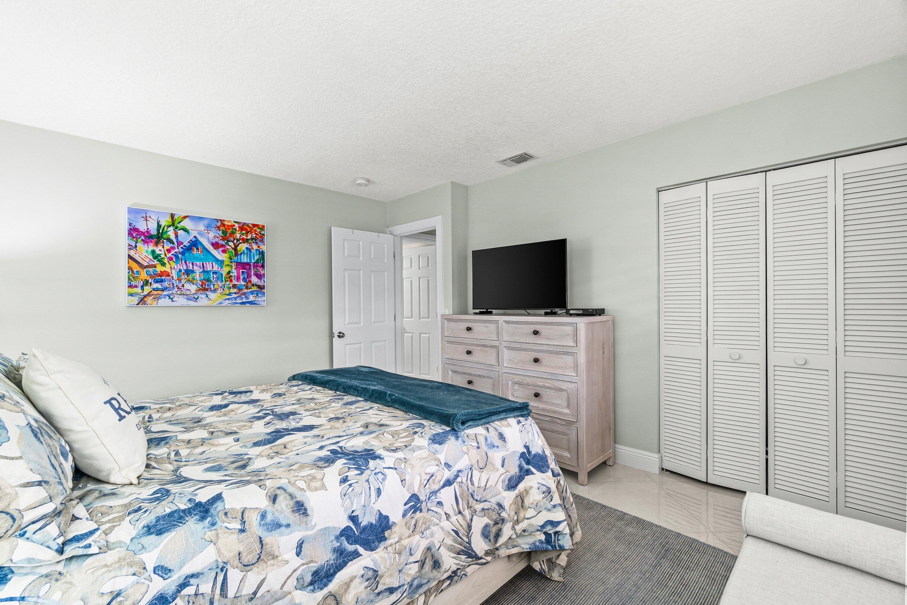 STRATFORD AT HUNTERS RUN CONDO - Residential