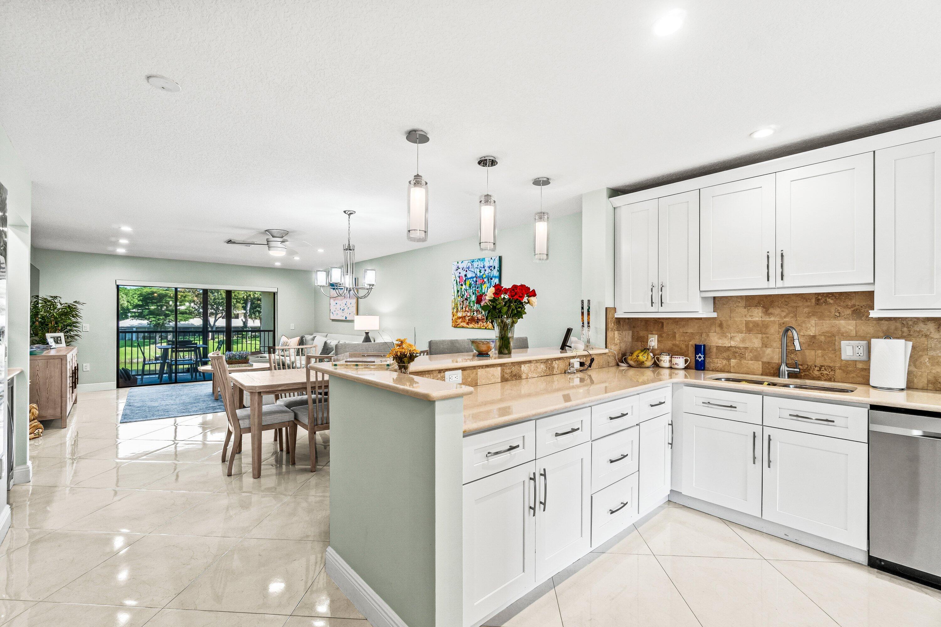 STRATFORD AT HUNTERS RUN CONDO - Residential