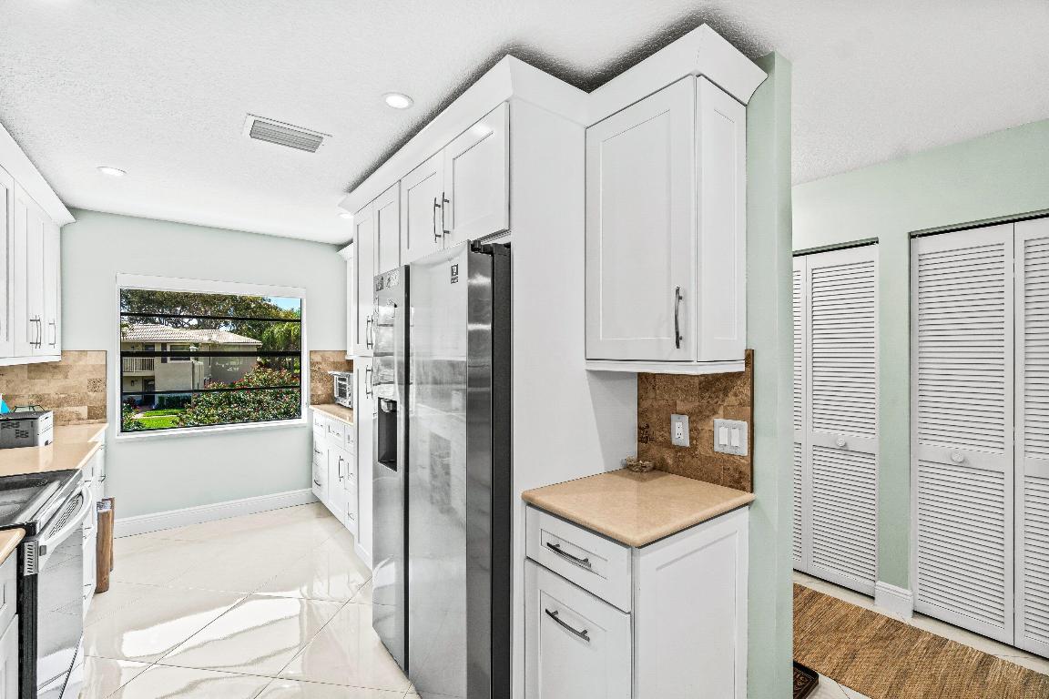 STRATFORD AT HUNTERS RUN CONDO - Residential