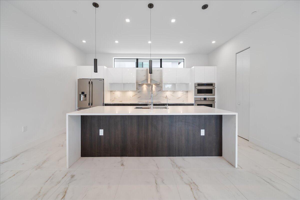 Lake Ridge - Residential Lease