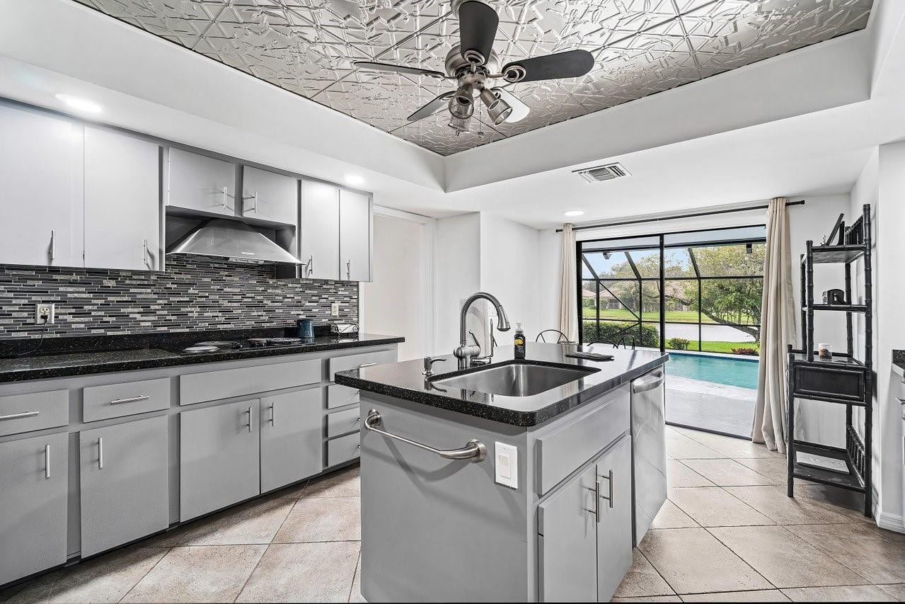 Heritage Oaks - Residential