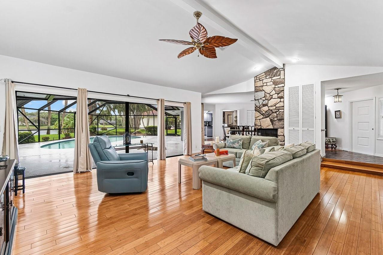 Heritage Oaks - Residential