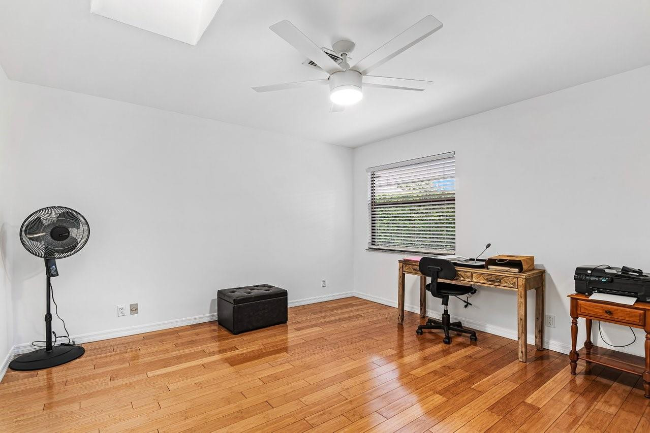 Heritage Oaks - Residential