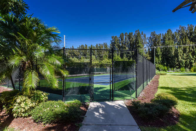 SANDPIPER COVE AT BOTANICA CONDO - Residential