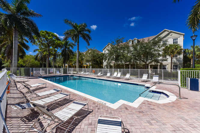 SANDPIPER COVE AT BOTANICA CONDO - Residential