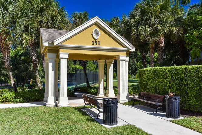 SANDPIPER COVE AT BOTANICA CONDO - Residential