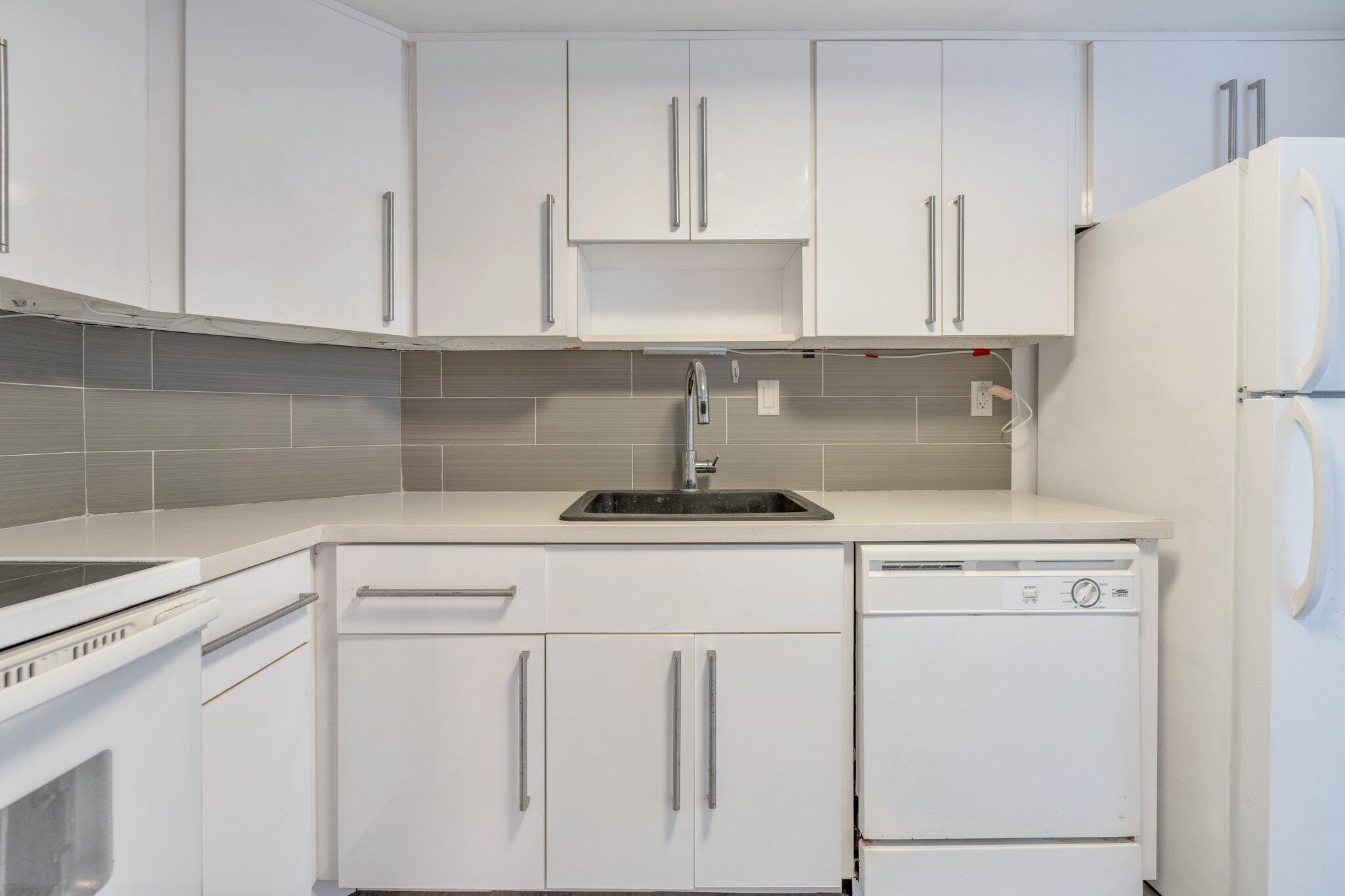 ARLEN HOUSE CONDO - Residential Lease