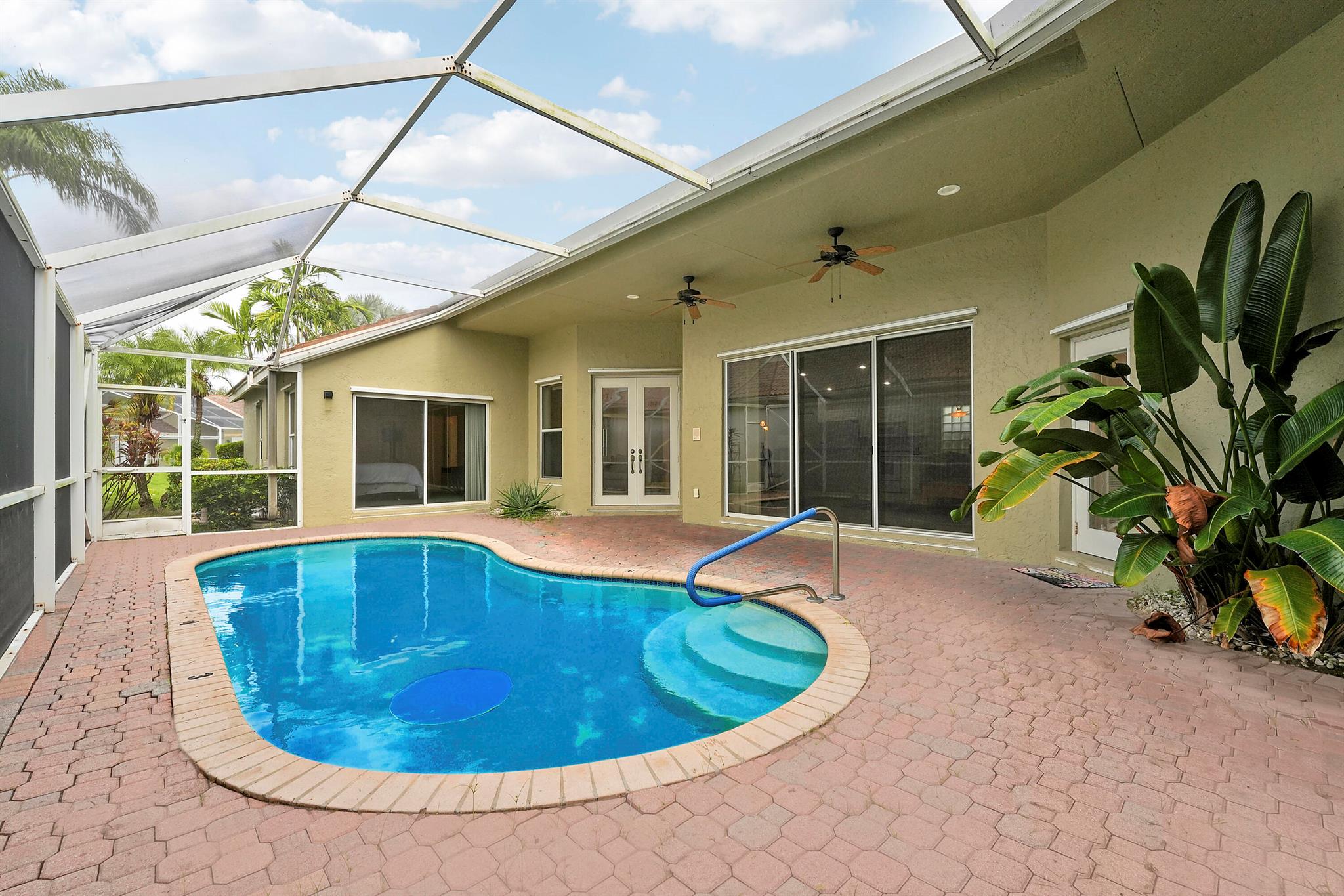 10043 Diamond Lake Road