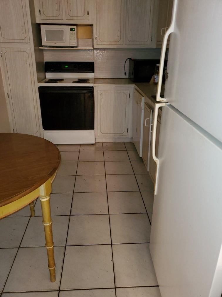 1200 SAINT CHARLES Place 409