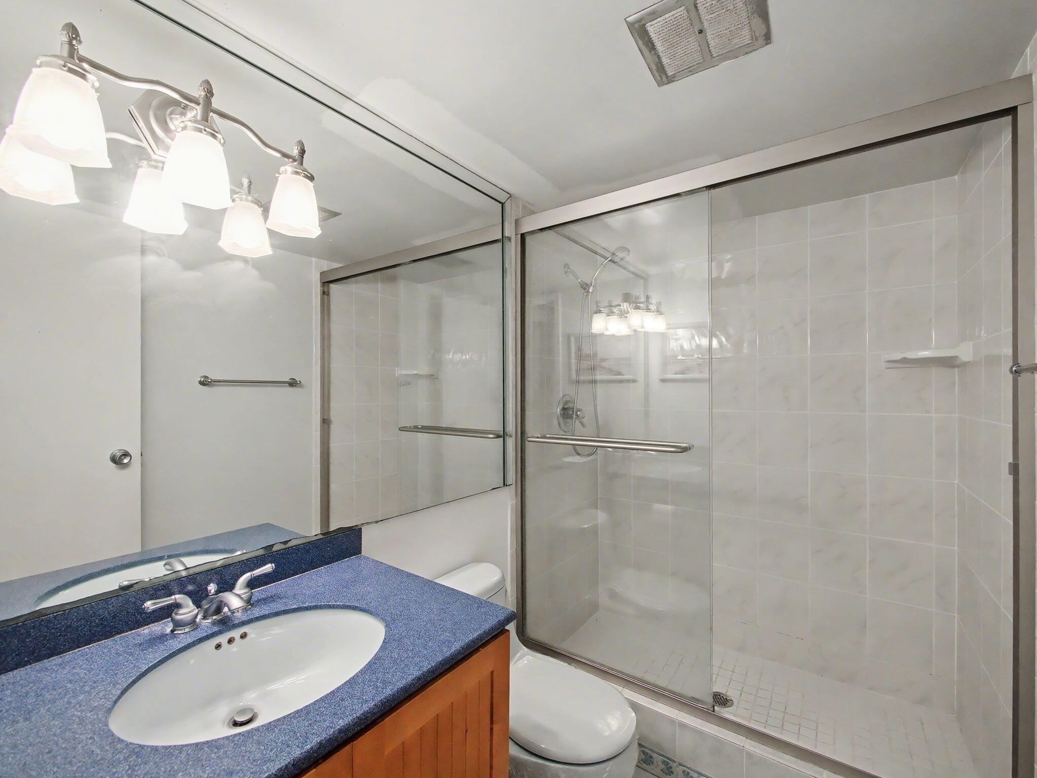 PALM BEACH HARBOUR CLUB C - Residential Lease