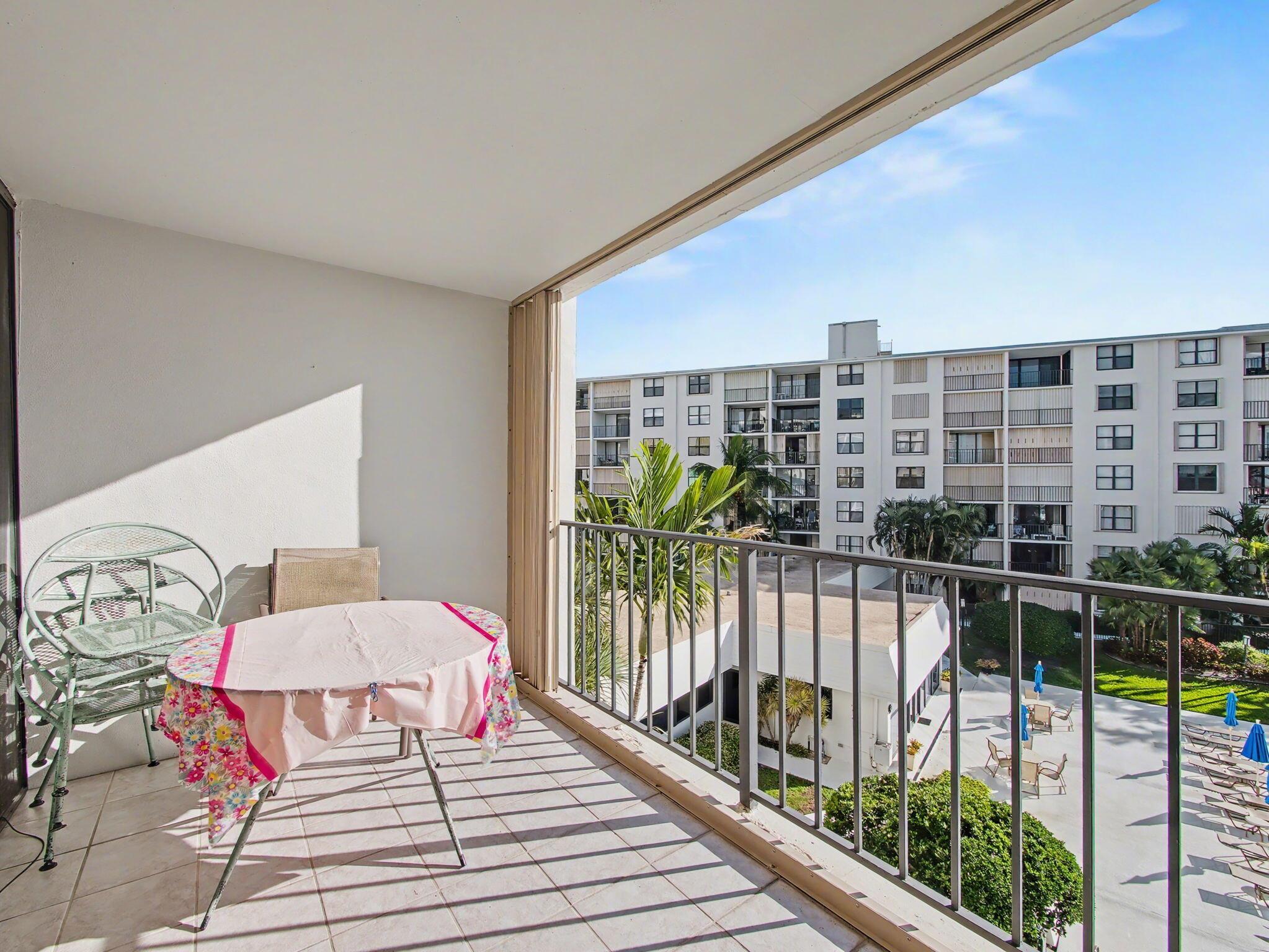 PALM BEACH HARBOUR CLUB C - Residential Lease