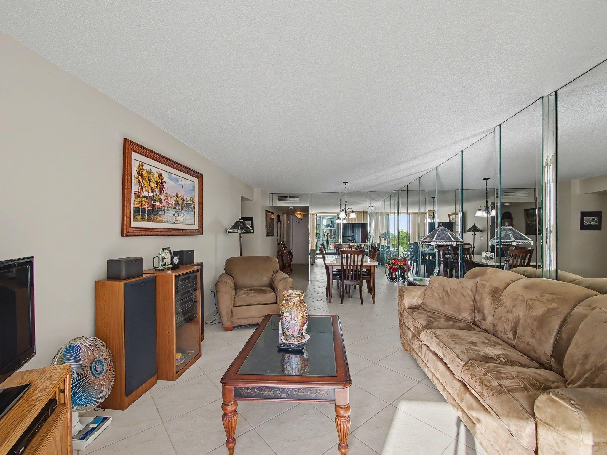 PALM BEACH HARBOUR CLUB C - Residential Lease