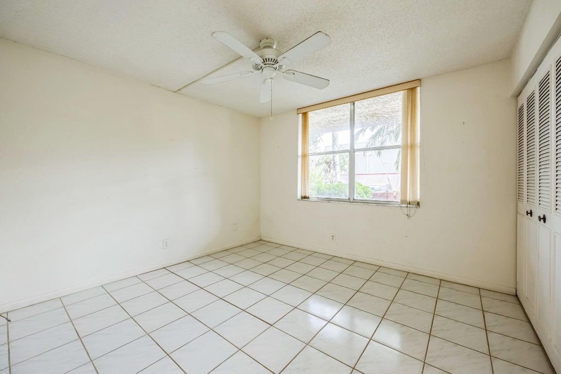 PALM LAKES CONDO - Residential