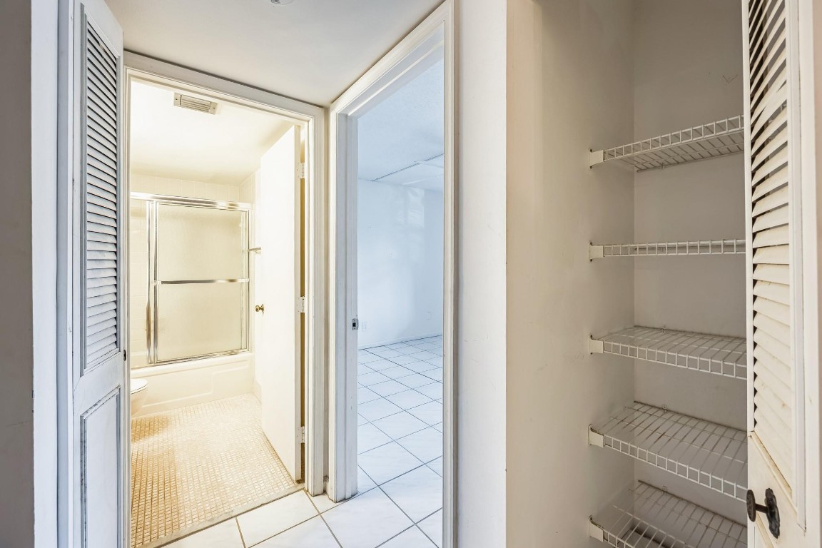 PALM LAKES CONDO - Residential