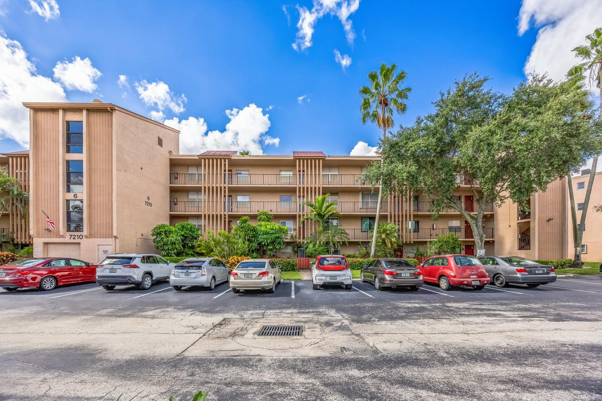 7210 Lake Circle Drive 106