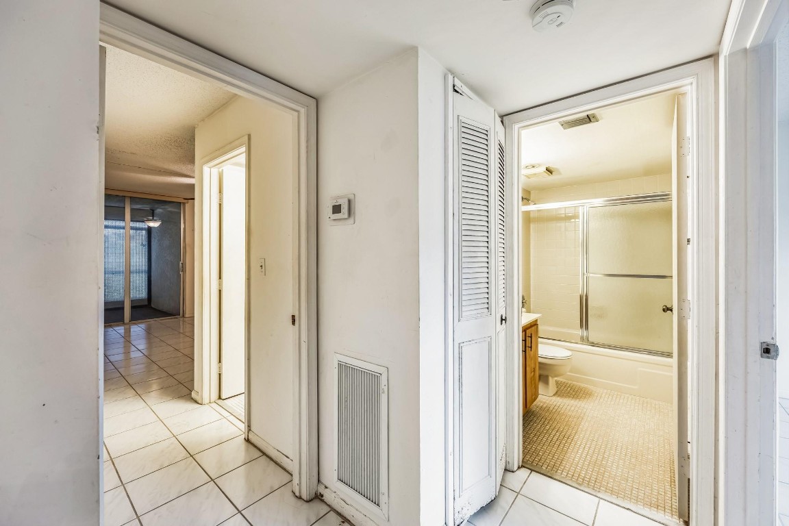 PALM LAKES CONDO - Residential