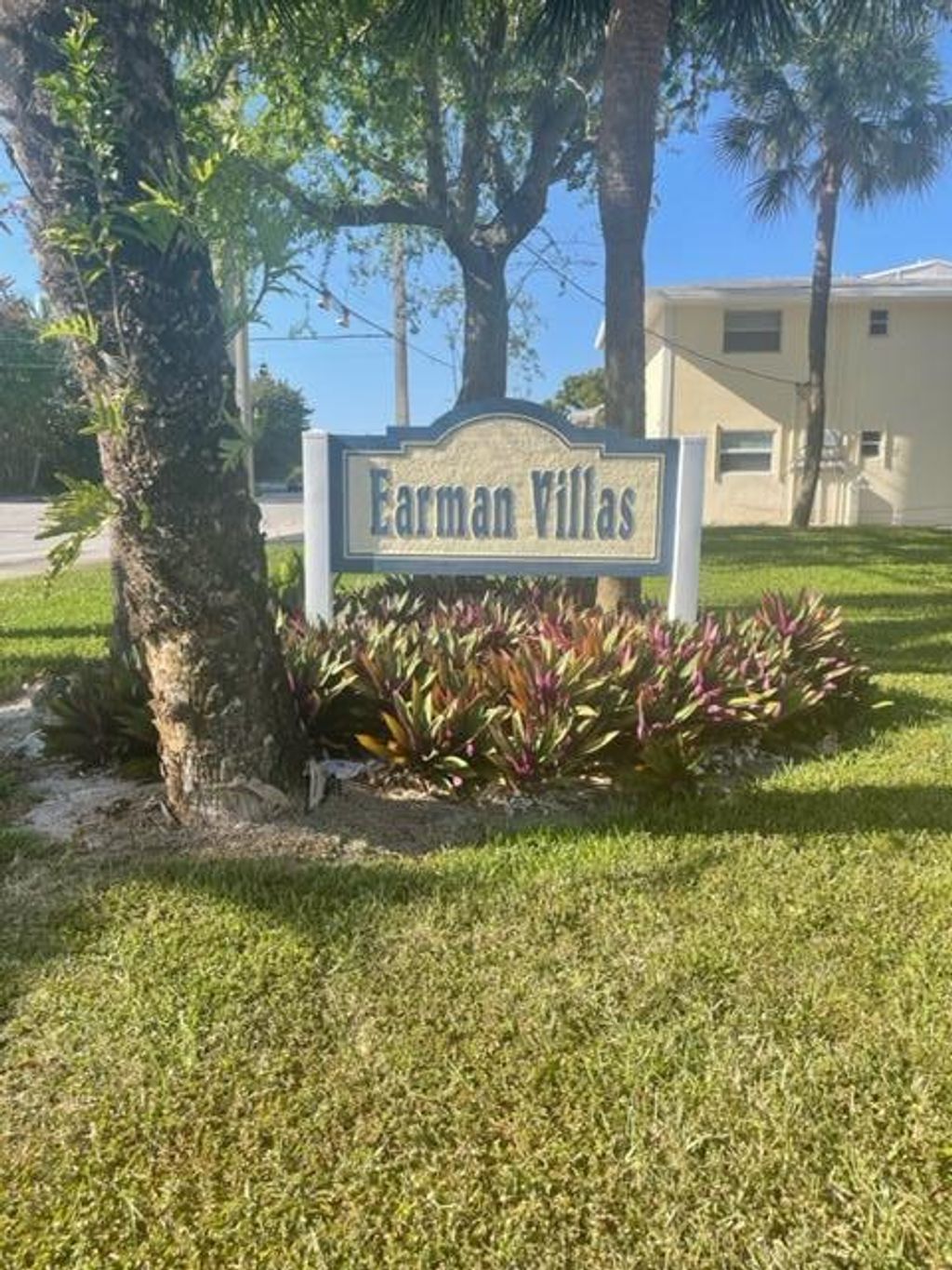 Photo of 813 Hummingbird Way Way #6a, North Palm Beach, FL 33408 (MLS # R10787421)