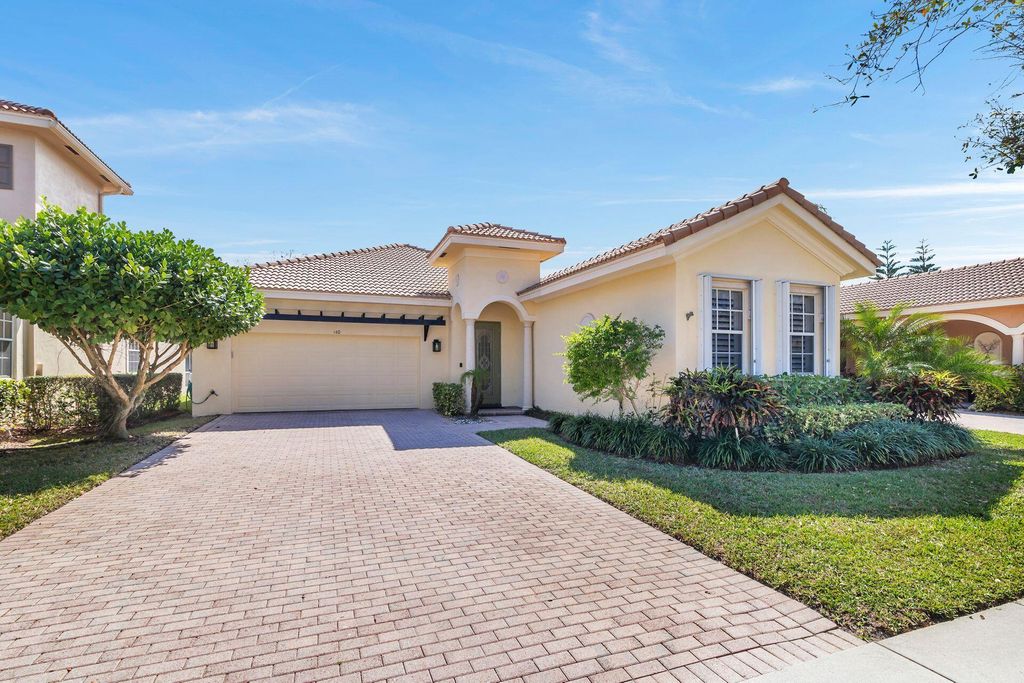 Photo of 140 Via Rosina, Jupiter, FL 33458 (MLS # R10963109)