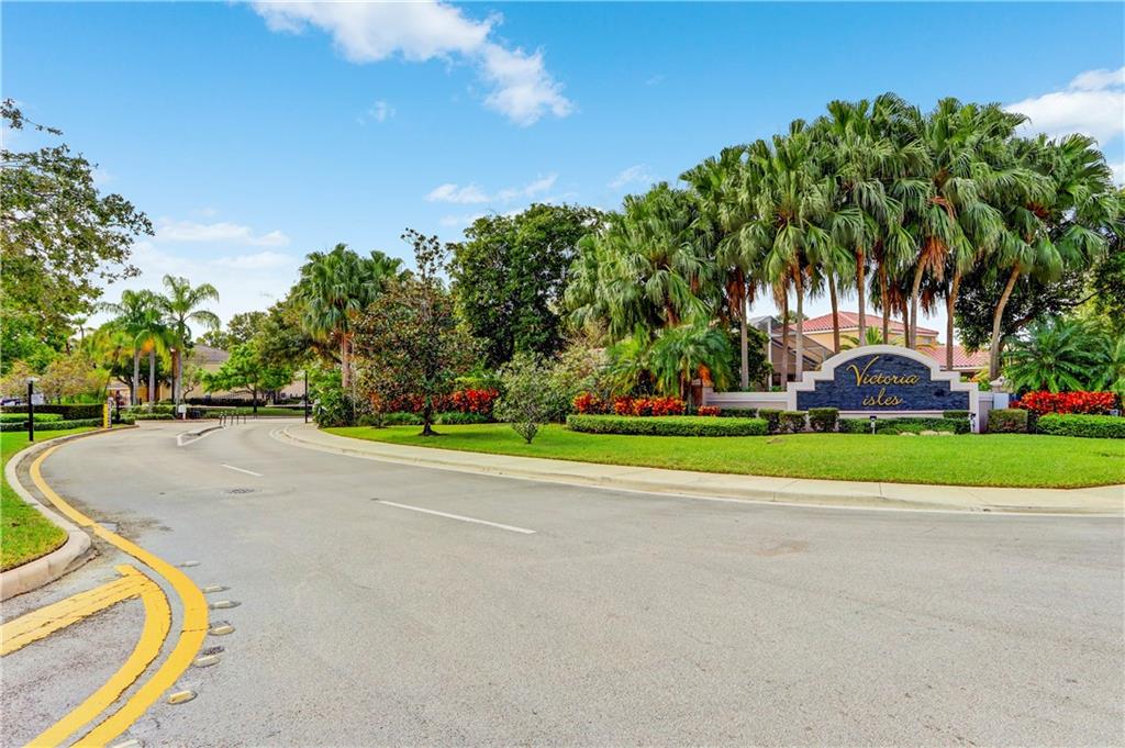 Victoria Isles - Residential