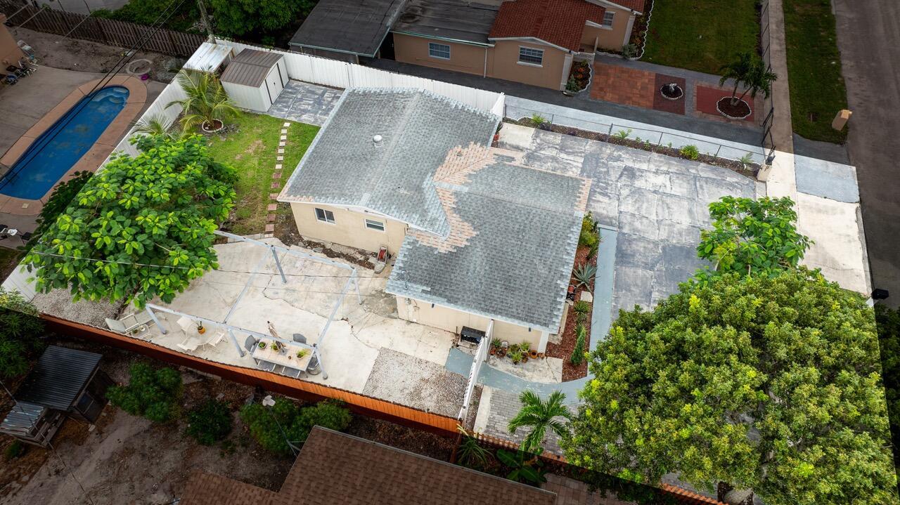 ROLLING GREEN RIDGE 1ST A - Residential Lease